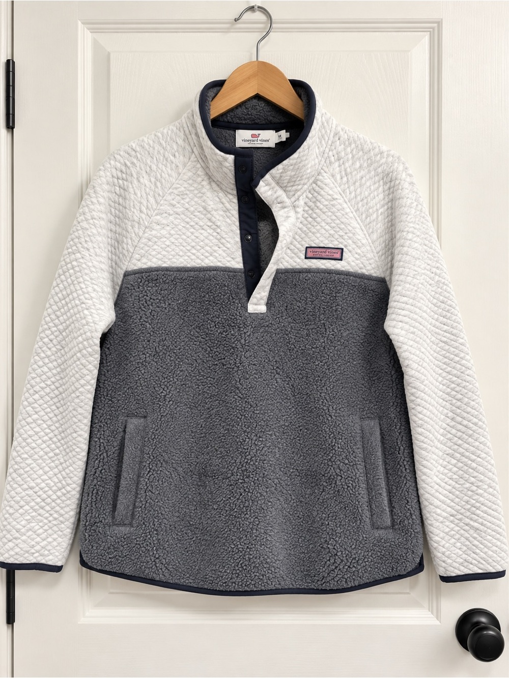 Vineyard Vines Women’s M Sherpa Fleece Pullover Gray White Snap Neck Jacket